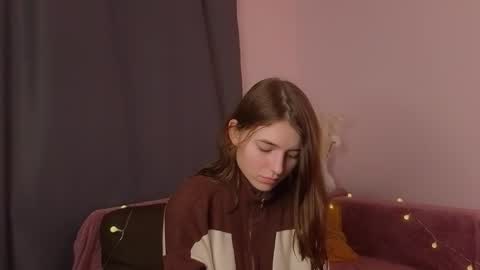 Snapshot of pamilarakestraw chatting on November 2025 07:47:01 PM daniella online show from November 2025 07:47:01 PM