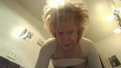 Snapshot of paminpantyhose chatting on October 2025 06:16:02 PM paminpantyhose online show from October 2025 06:16:02 PM