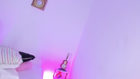 Pammela Smith online show from January 2025 01:32:01 AM