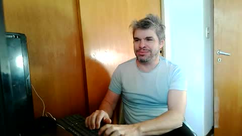 Snapshot of panchomadrid chatting on May 2026 12:23:02 PM Pancho Madrid online show from May 2026 12:23:02 PM