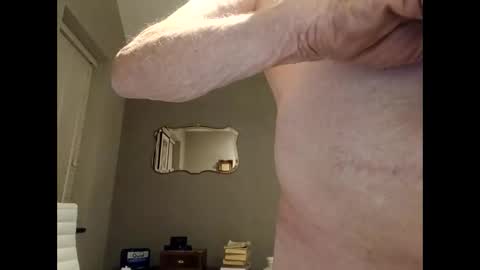 Snapshot of panda320 chatting on May 2026 10:37:01 PM panda320 online show from May 2026 10:37:01 PM