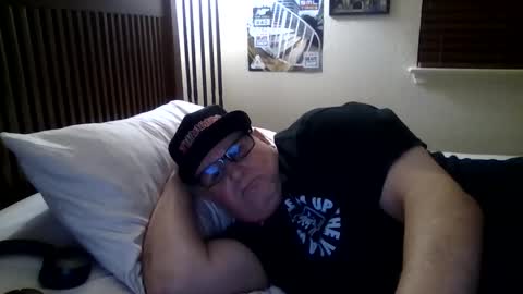 Snapshot of panos678442 chatting on April 2026 03:17:01 AM panos online show from April 2026 03:17:01 AM