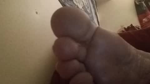 Snapshot of pantslesstraveler_plt chatting on December 2024 09:41:02 PM PantsLessTraveler online show from December 2024 09:41:02 PM