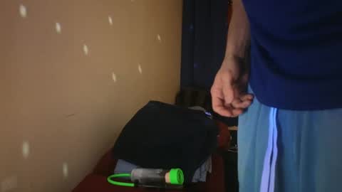 Snapshot of pantslesstraveler_plt chatting on February 2025 12:55:02 PM PantsLessTraveler online show from February 2025 12:55:02 PM