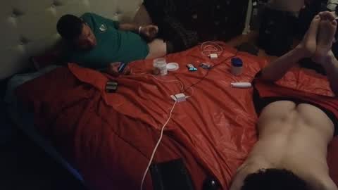 Snapshot of pantslesstraveler_plt chatting on February 2025 03:47:02 AM PantsLessTraveler online show from February 2025 03:47:02 AM