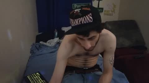 Snapshot of pantslesstraveler_plt chatting on March 2025 07:21:02 AM PantsLessTraveler online show from March 2025 07:21:02 AM