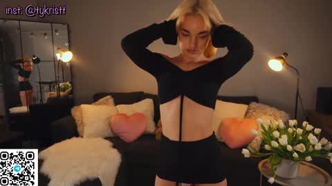 Kristina Kriss online show from February 2026 06:33:01 PM