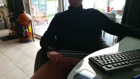 Snapshot of pantyrafke chatting on March 2025 09:33:02 AM pantyrafke online show from March 2025 09:33:02 AM