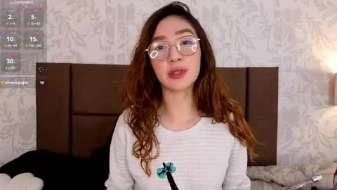 Snapshot of paolagh_ chatting on April 2026 04:04:02 AM paolagh_ online show from April 2026 04:04:02 AM