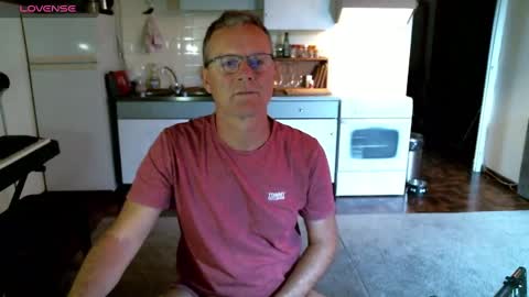 Snapshot of papa_show chatting on December 2024 08:55:01 AM papa_show online show from December 2024 08:55:01 AM