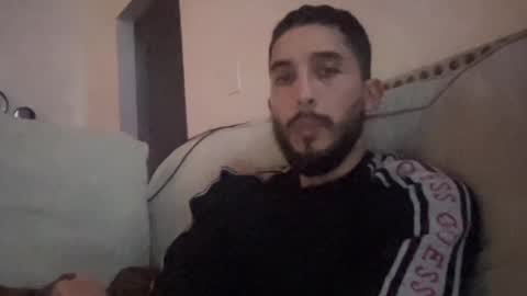 papicubano_guapo23cm online show from November 2025 08:14:02 AM