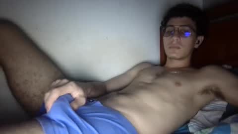 Snapshot of papiniko00 chatting on October 2025 05:27:01 AM nicolas online show from October 2025 05:27:01 AM