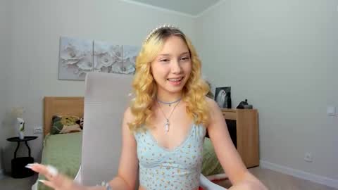 Melena online show from February 2026 08:35:01 AM