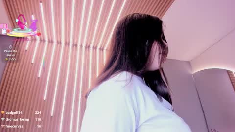 Amy and my doll online show from October 2025 03:51:02 AM