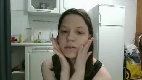 Snapshot of paradise_tease chatting on April 2026 05:11:01 PM paradise_tease online show from April 2026 05:11:01 PM