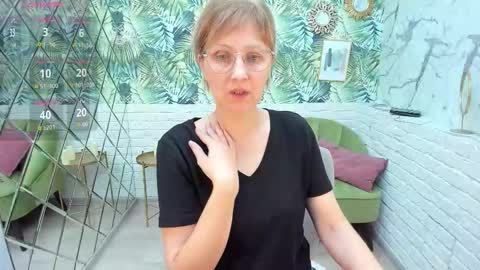 Paris online show from December 2025 08:05:02 PM