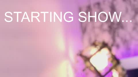 Snapshot of paris_cute_ chatting on October 2025 11:31:01 AM Paris online show from October 2025 11:31:01 AM