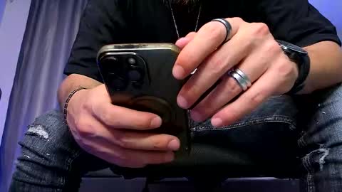 Paris online show from September 2025 06:57:01 AM