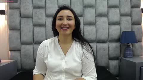 Snapshot of paris_love19 chatting on November 2025 12:15:01 PM kitty online show from November 2025 12:15:01 PM