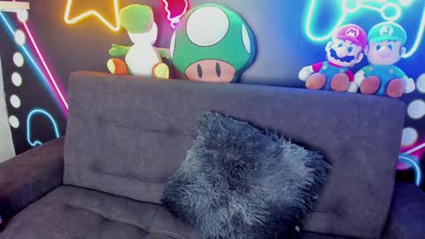 PARIS online show from January 2025 08:04:01 PM