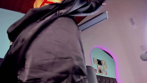 PARIS online show from January 2025 11:51:01 PM