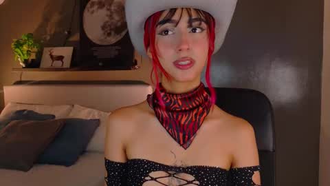 PARIS online show from October 2025 08:33:02 PM