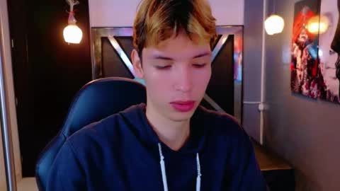 park_jimin1 online show from January 2026 12:43:01 PM