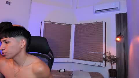 liampacoyosh and erick online show from October 2025 02:53:01 AM