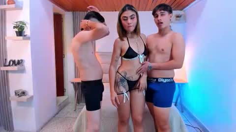 Andres Nataly Clarck And Paco online show from October 2025 05:26:02 AM