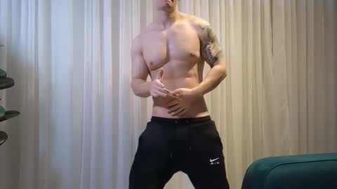 Pashka online show from November 2025 07:41:02 AM