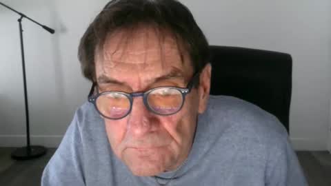 Bob online show from November 2025 04:06:02 PM