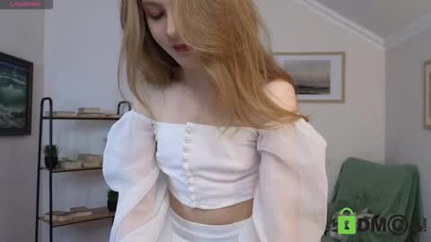 Vicki online show from November 2025 06:34:02 AM