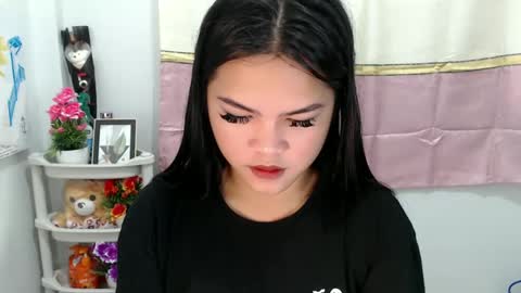 Patricia online show from February 2025 12:00:02 PM