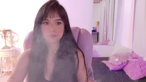 Snapshot of pau_cute chatting on April 2026 09:34:01 PM Sofa online show from April 2026 09:34:01 PM