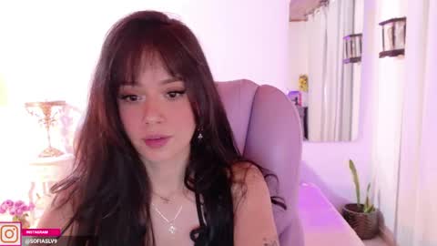 Snapshot of pau_cute chatting on May 2026 04:45:01 PM Sofa online show from May 2026 04:45:01 PM