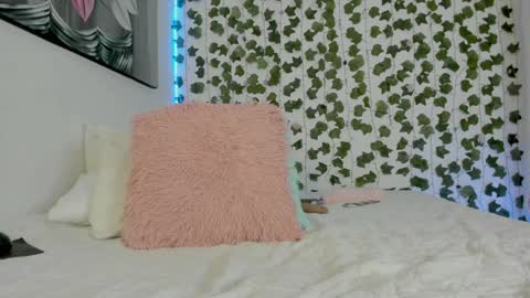 Snapshot of pau_delima__ chatting on February 2025 02:29:02 AM paulina online show from February 2025 02:29:02 AM