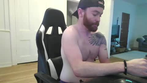 Snapshot of paul9333 chatting on December 2024 06:20:02 PM shy online show from December 2024 06:20:02 PM