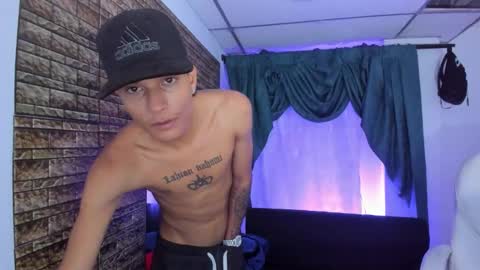 Paul online show from November 2025 04:12:01 AM