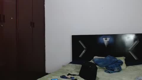 PAULA online show from January 2026 04:15:01 AM