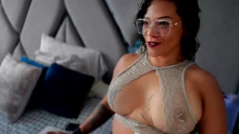 Paula online show from February 2025 09:02:01 PM