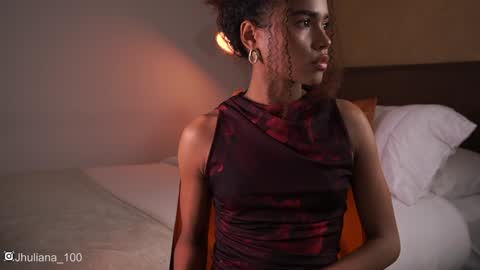 Snapshot of paulacora100 chatting on February 2025 08:30:01 PM Paula online show from February 2025 08:30:01 PM