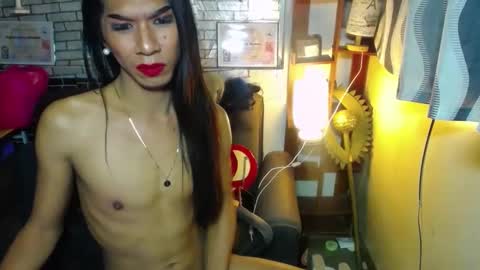 paulaontop online show from December 2024 12:11:01 AM