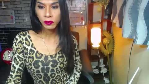 paulaontop online show from January 2025 11:41:01 PM