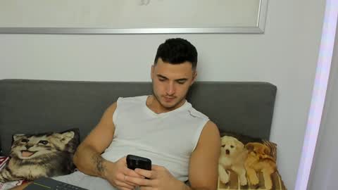 paulblack021 online show from February 2025 09:45:02 PM