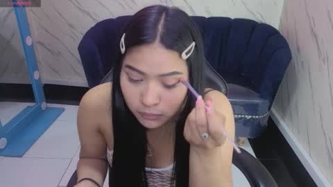 Snapshot of paulette_v chatting on November 2025 01:21:02 PM Live 800am 200pm COLOMBIAN HOUR online show from November 2025 01:21:02 PM