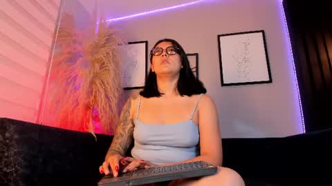 Snapshot of paulina_bennet chatting on July 2026 10:57:02 AM paulina_bennet online show from July 2026 10:57:02 AM