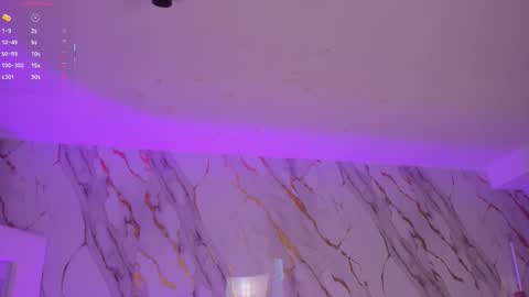 Paulina Santos  online show from October 2025 06:06:01 PM