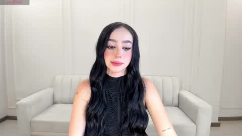 Snapshot of paulinesanz chatting on May 2026 07:00:01 PM Pauline Sanz online show from May 2026 07:00:01 PM