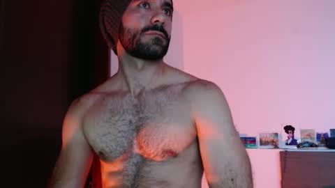 Snapshot of paulripped chatting on October 2025 05:50:02 AM Paul online show from October 2025 05:50:02 AM