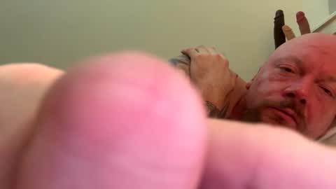 paulyb445 online show from December 2025 01:04:02 AM